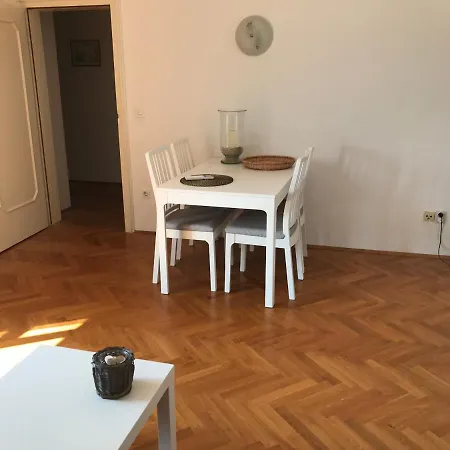 Ruza Mikelic Banjol