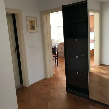 Apartament Ruza Mikelic Banjol