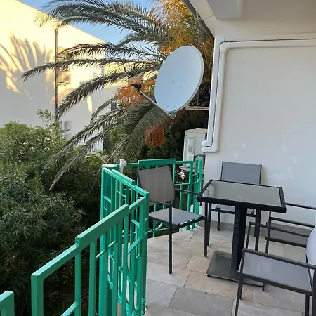 Ruza Mikelic Apartment Banjol